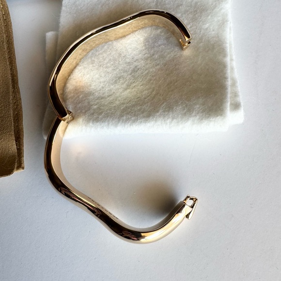 Jenny Bird Gold Ola Bangle - Picture 7 of 12